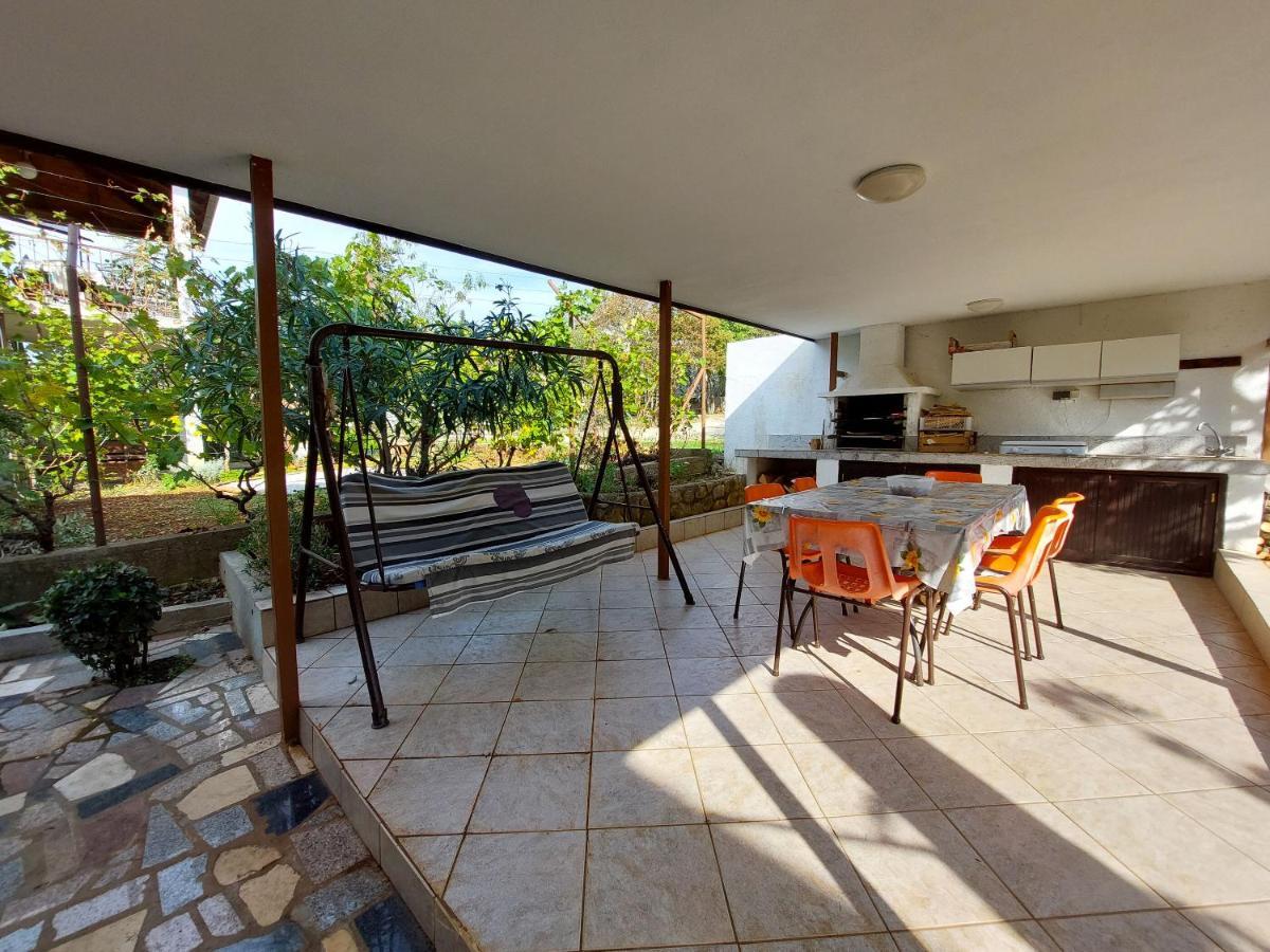 Apartments Vilim Pinezići Esterno foto